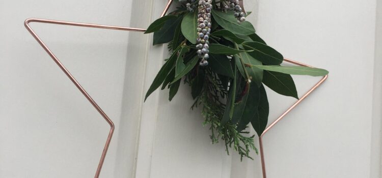 Star Christmas Wreath Kit Scandi Wreath